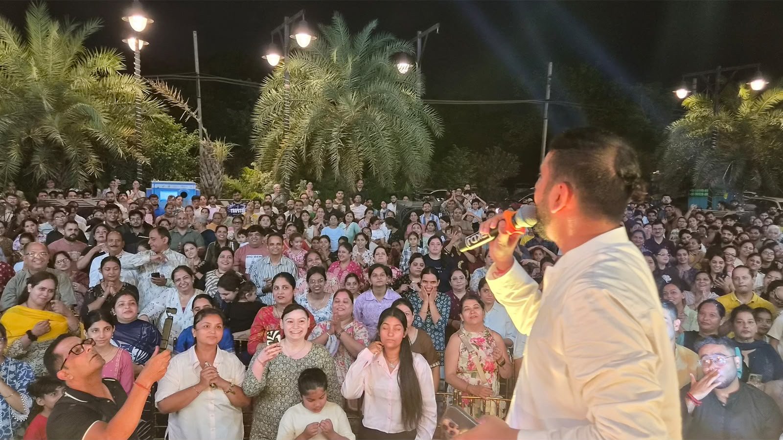 24 जुलाई को होने वाली भगवान जगन्नाथ रथ यात्रा से पहले जालंधर के पीपीआर मार्केट में हुआ 'भजन क्लबिंग' कार्यक्रम