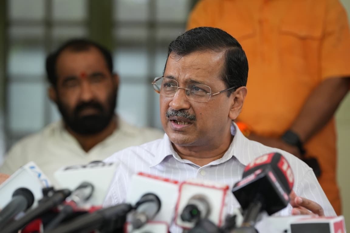 मोदी सरकार जितनी ताकत से छात्रों की आवाज़ दबाएगी, देश के बच्चे उतनी ही बुलंद आवाज़ में जवाब मांगेंगे - केजरीवाल