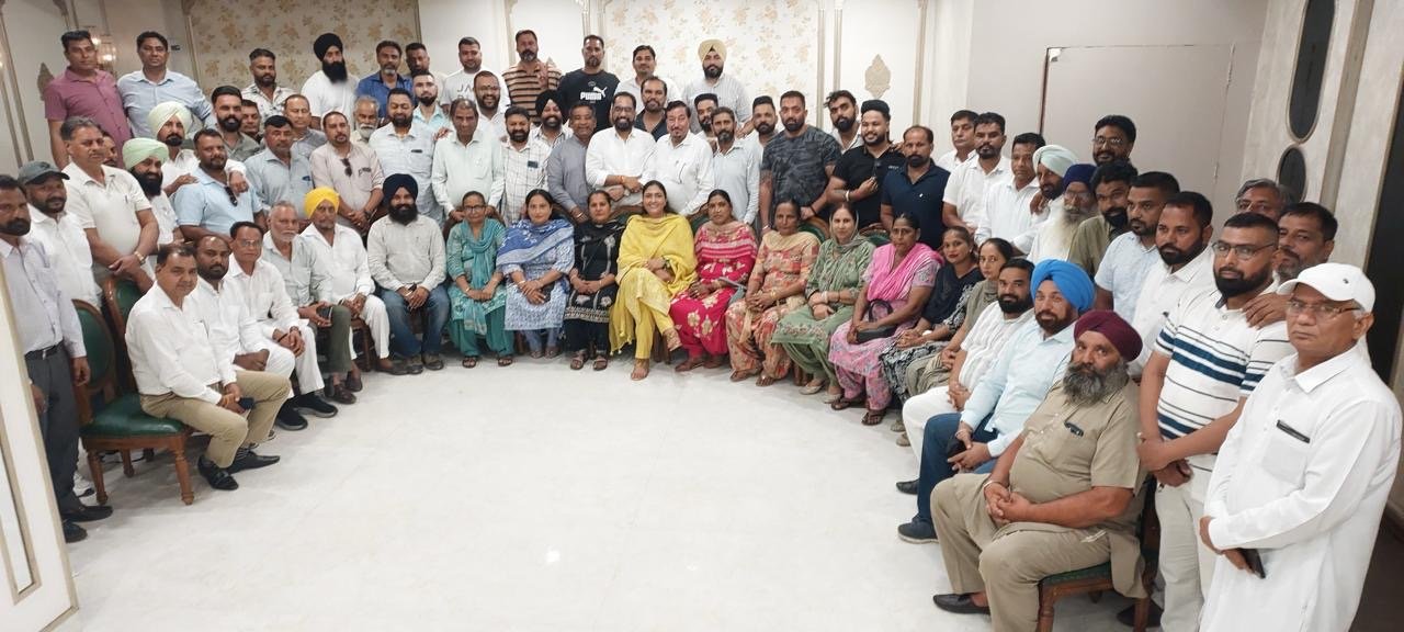 राजविंदर कौर थियाड़ा के पक्ष में एकजुट हुआ कैंट हलका, विधानसभा पहुंचाने का लिया संकल्प