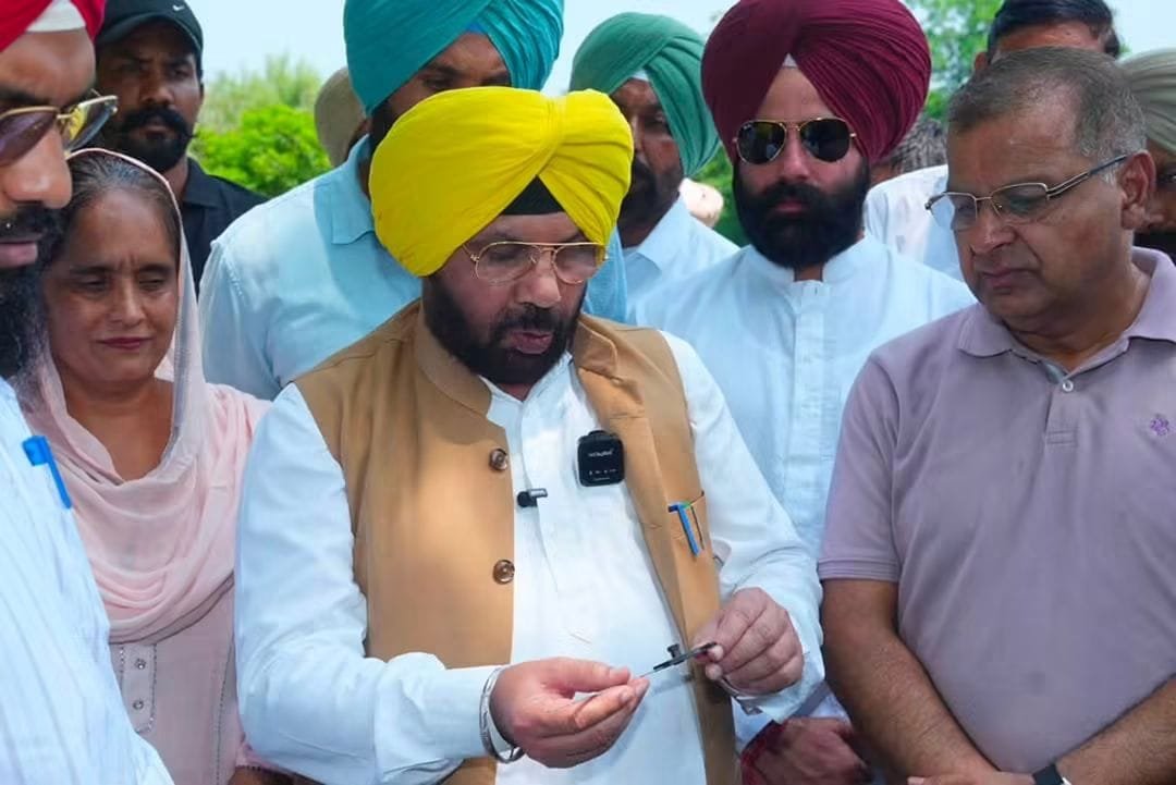 मैंने हरसिमरत कौर बादल और बिक्रम मजीठिया को सड़क की क्वालिटी चेक करने के लिए बुलाया था, लेकिन वे भाग गए: हरभजन सिंह ईटीओ