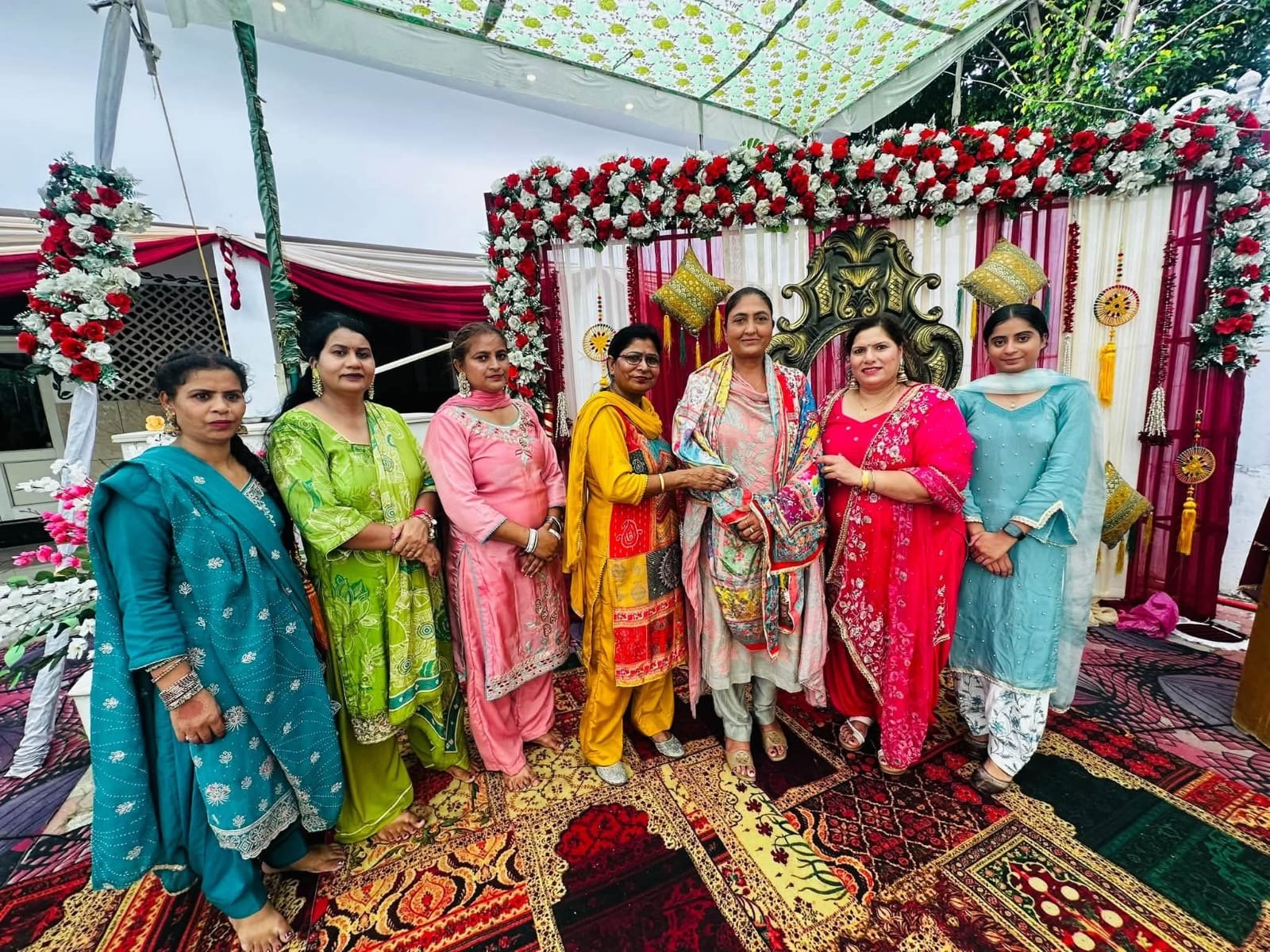 जालंधर कैंट हलका इंचार्ज राजविंदर कौर थियाड़ा खुसरोपुर में धीयां का त्योहार में पहुंची, महिलाओं ने आगामी चुनावों में दिया समर्थन का भरोसा