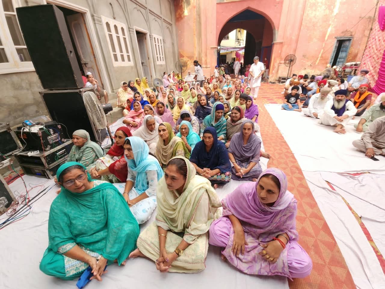 जालंधर कैंट हलका इंचार्ज राजविंदर कौर थियाड़ा ने बाबा श्रीचंद जी के आगमन पर्व पर लिया आशीर्वाद