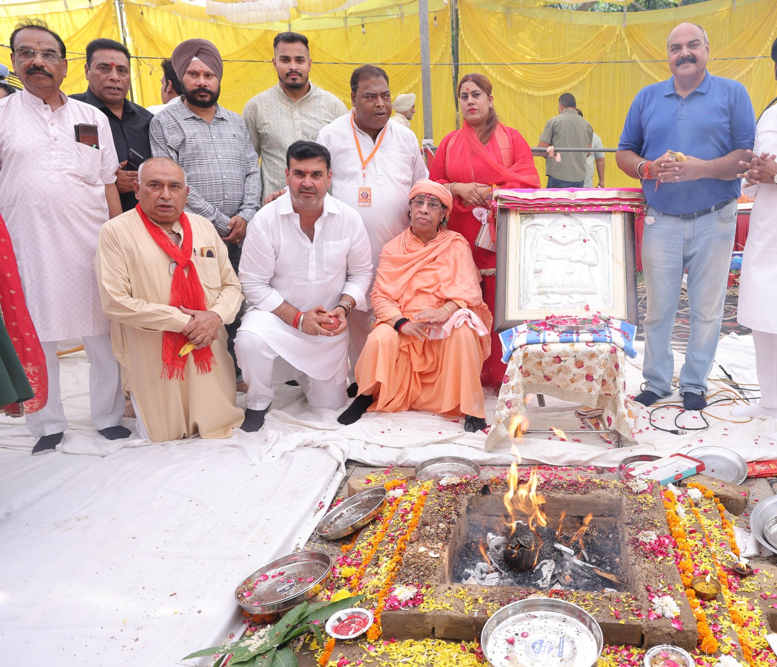 सिद्ध श्री बाबा सोढल जी महाराज के मेले में मेयर विनीत धीर ने किया हवन-यज्ञ, शहर की सुख-समृद्धि की कामना