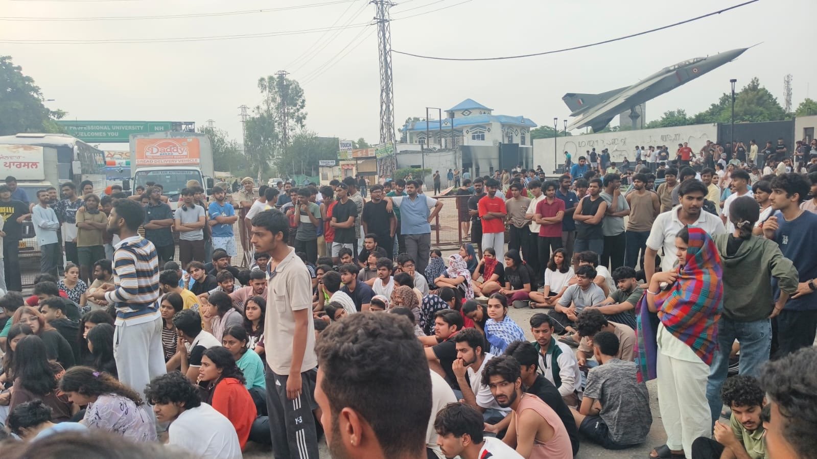 लवली यूनिवर्सिटी में रेप सुसाइड हंगामे का मामला पहुंचा  हाईकोर्ट