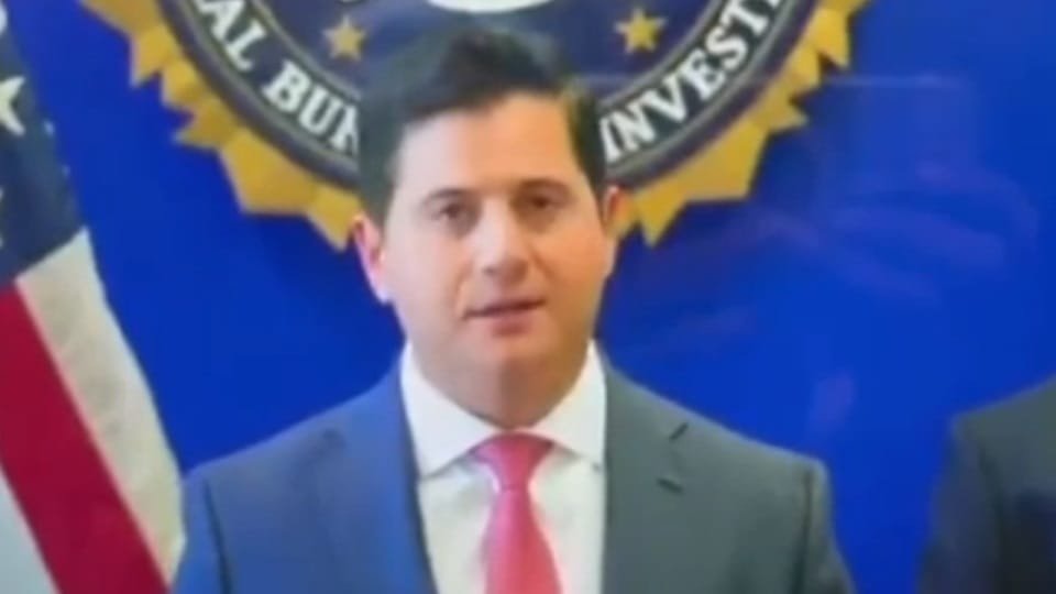 पुट्ठे कमा च ते मेरे नाल पुलिस रली ए,FBI का खुलासा पंजाब के टांडा का इंस्पेक्टर था गैंगस्टरों की फिरौती में शामिल