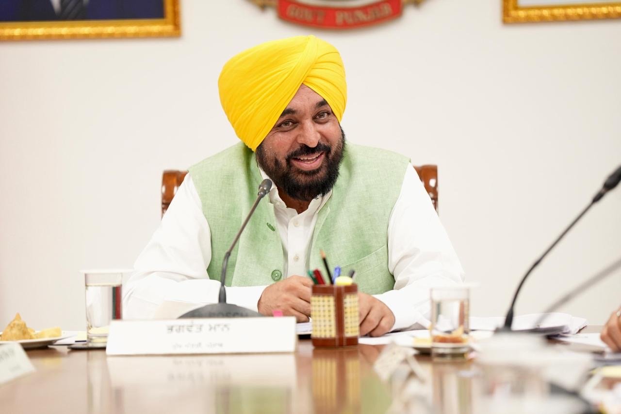 हर महीने 1,000 रुपये और अन्य सरकारी योजनाओं का लाभ लेने के लिए एस.आई.आर. फॉर्म भरें: मुख्यमंत्री भगवंत सिंह मान