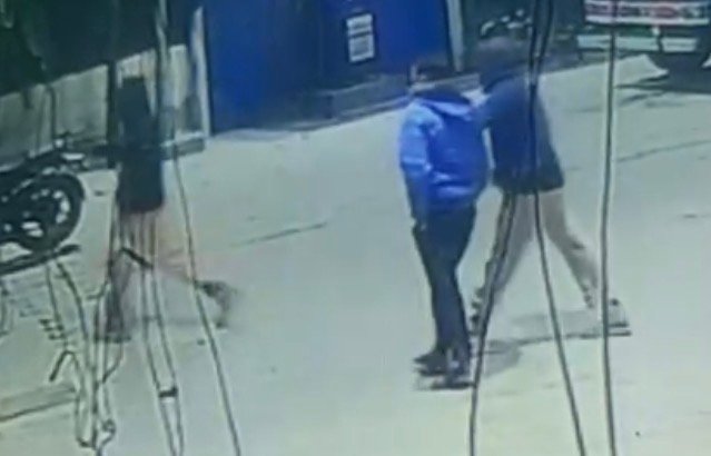 रात को खुला पैट्रोल पंप देखकर पैदल आएं लुटेरे ओर ले गए 2 लाख