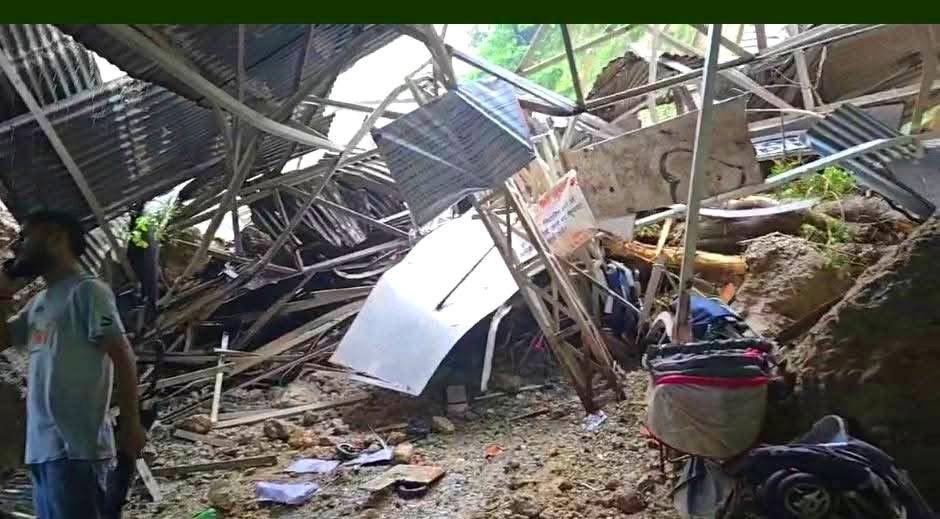 माता वैष्णोदेवी में बड़ा हादसा,पहाड़ का हिस्सा श्रद्धालुओं पर गिरा कई लोगों के मलबे में दबे होने की आशंका