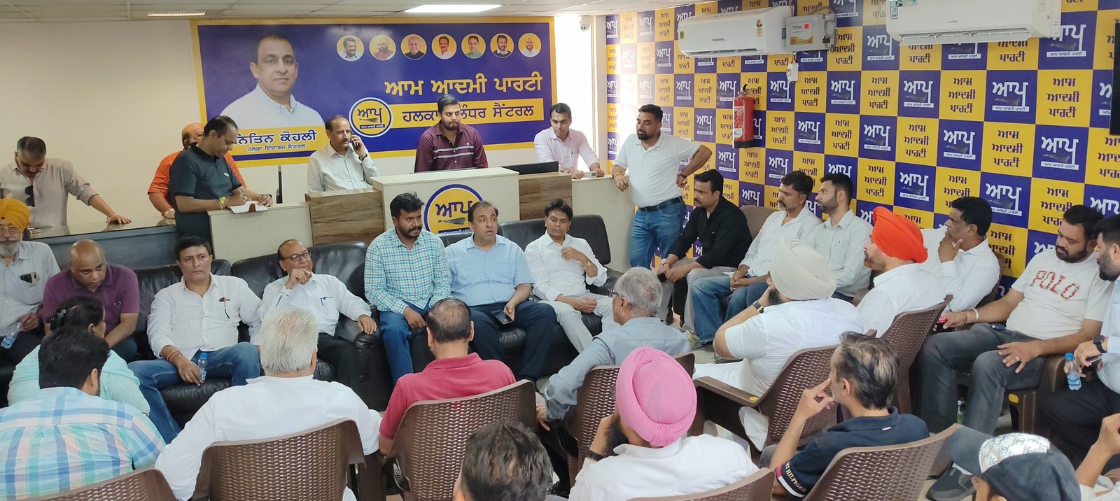 बर्ल्टन पार्क के उद्घाटन के लिए सीएम के दौरे से पहले नितिन कोहली ने की बैठक