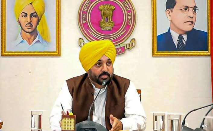पंजाब सरकार ने सभी सरकारी अधिकारियों की छुट्टियाँ कीं रद्द,साथ ही दिए ये आदेश
