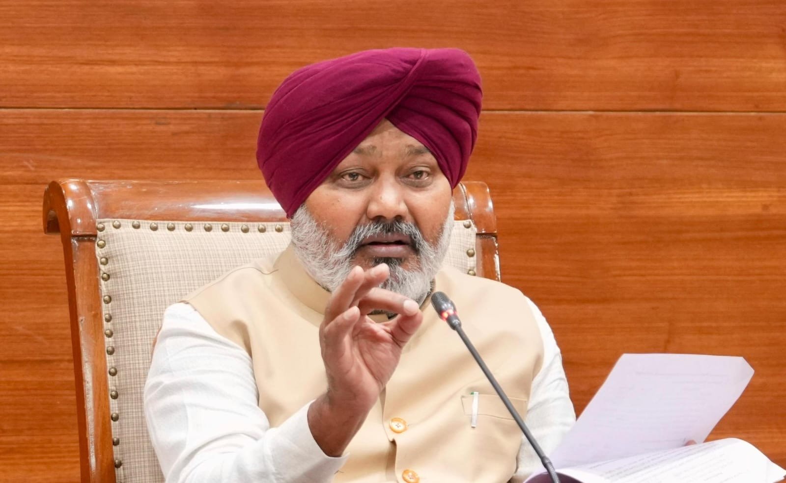 भाजपा विरोधी सरकारों को कुचलने के लिए ईडी, सीबीआई और चुनाव आयोग का उपयोग कर रही है: हरपाल सिंह चीमा