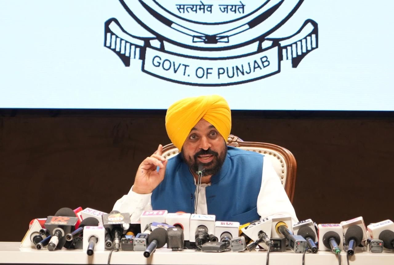 पंजाब में 7 iAS अधिकारियों के तबादले,पढ़ें नाम