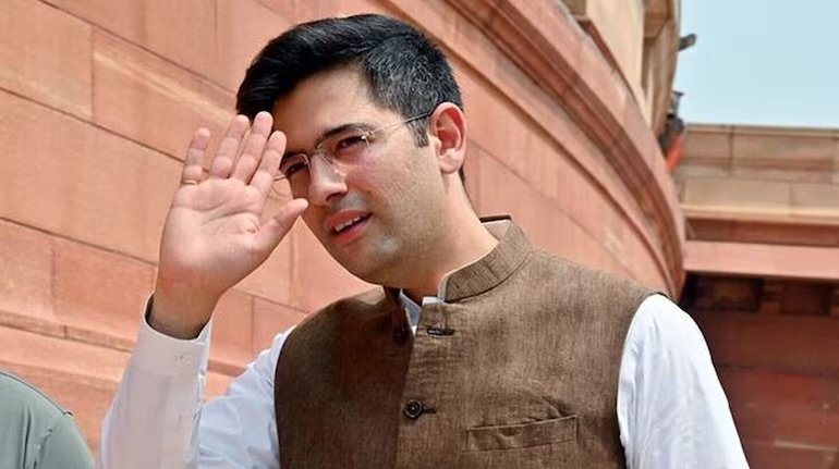 AAP ने राघव चड्डा को उपनेता पद से हटाया-इस बढ़े चेहरे को मिली ज़िम्मेदारी