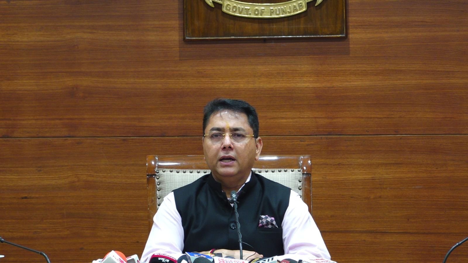 अमन अरोड़ा ने मोगा रैली से पहले फंड, किसान, इंडस्ट्री और नशों के बारे में अमित शाह से आठ सवाल पूछे, पंजाब को ‘जुमले’ नहीं, जवाब चाहिए
