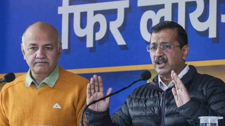 केजरीवाल-सिसोदिया समेत कई लोगों ने दिल्ली हाईकोर्ट के मुख्य न्यायाधीश को लिखा पत्र