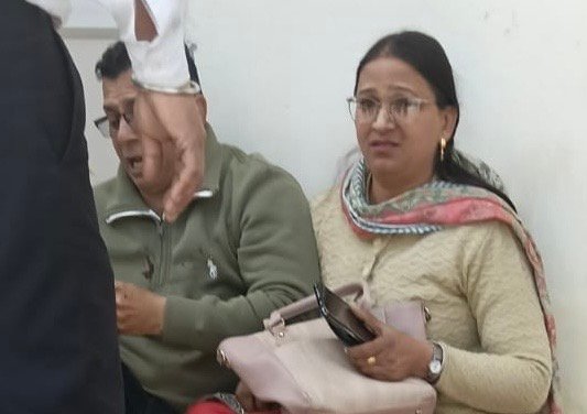 एक बार फिर लवली यूनिवर्सिटी की मंजिल से कूद छात्र ने दी जान