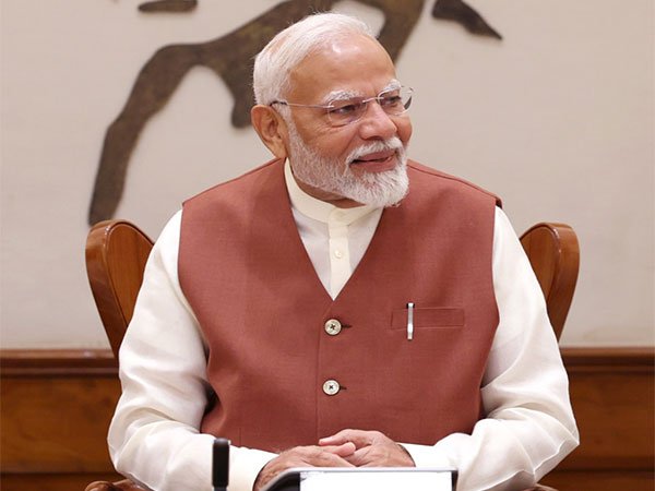 मोदी के आने से पहले बम धमाके की धमकी,बोले मोदी आया तो..
